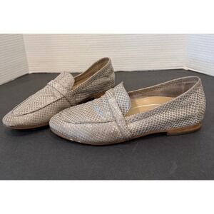 Vionic Zana Leather Gray Cream Snakeskin Print Slip On Flat Penny Loafer Shoes 7